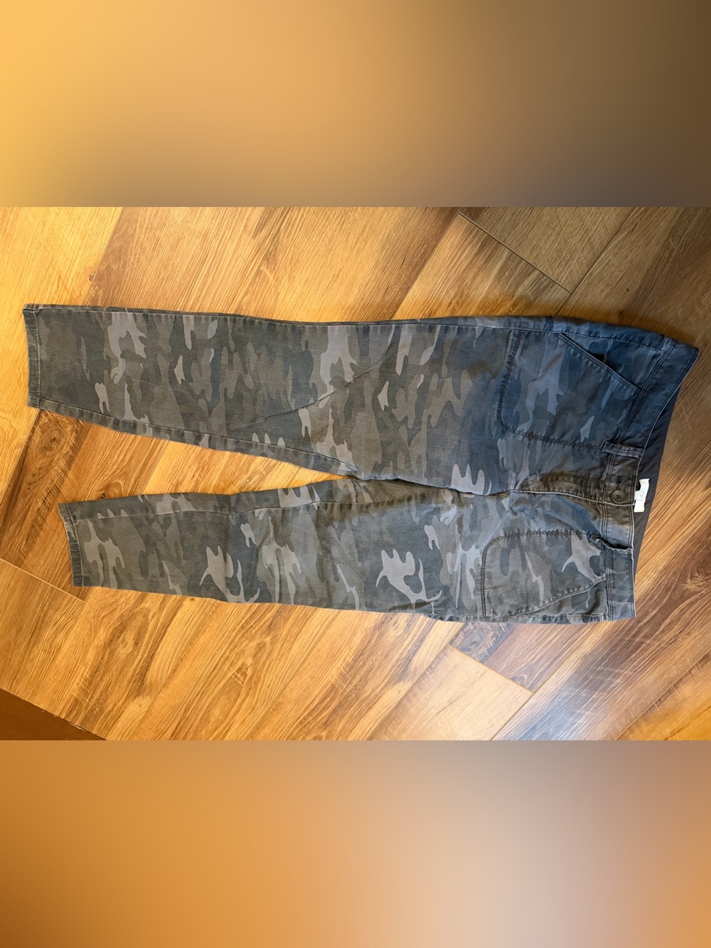 LOFT Men's Gray Camouflage Cargo Pants